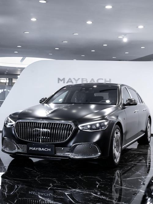 深圳22岚图汽车的售后服务让用户无忧出行，迈巴赫未来的豪华车趋势