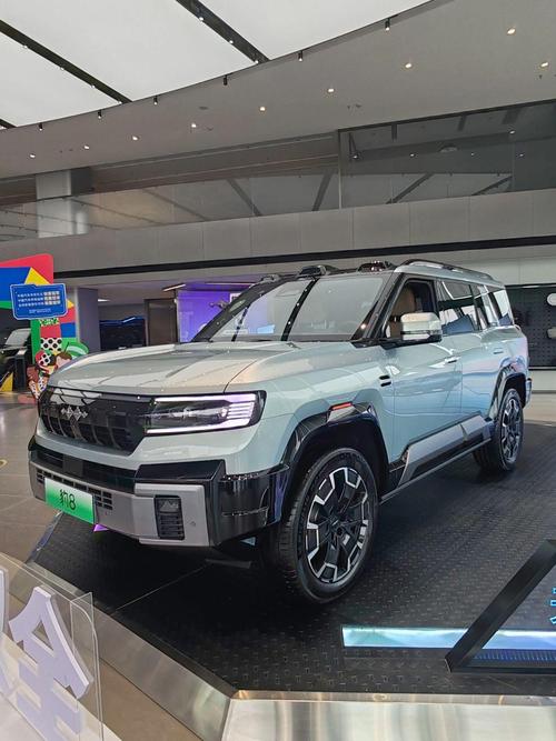 深圳22比亚迪方程豹硬派越野的爆款，英菲尼迪35周年与你共成长